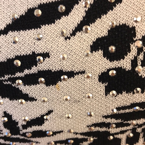 💥St. John💥 leaf knit sequin tank - Picture 4 of 4